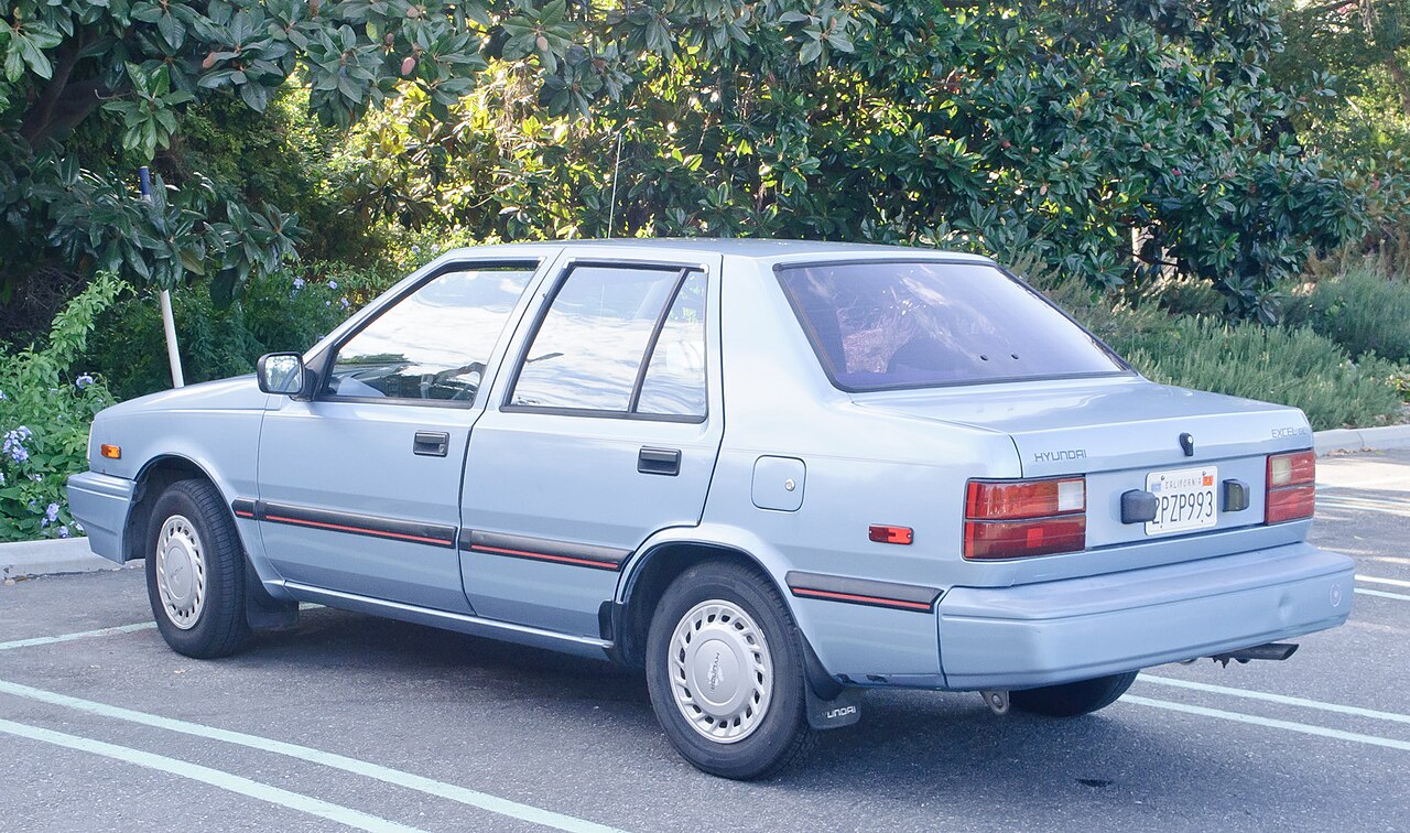 1986–1989 Hyundai Excel — representative vehicle photograph (Hyundai Excel (US) (8038131673))