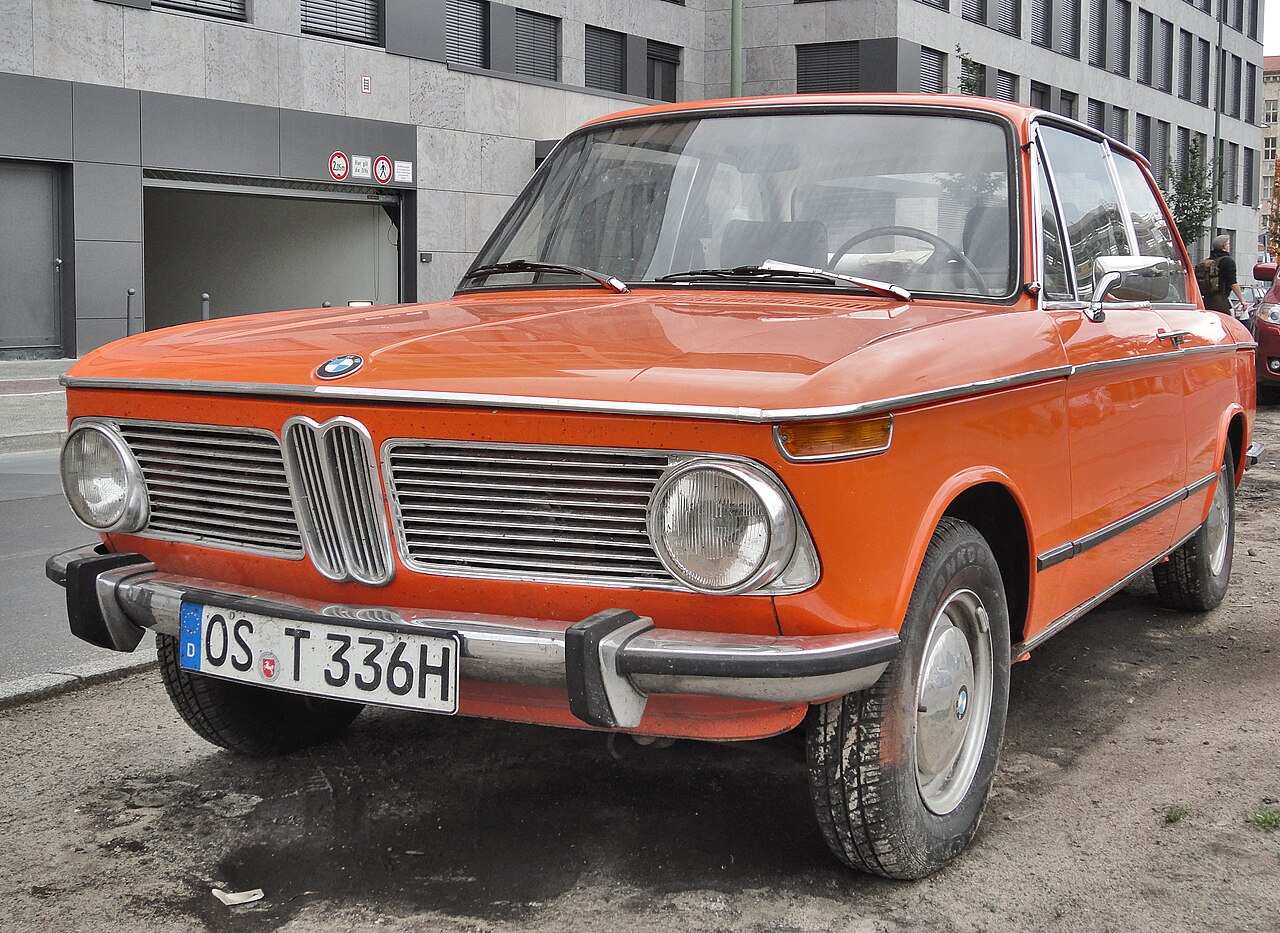 Representative BMW 1600 body; BMW 1602 (5998683803).jpg