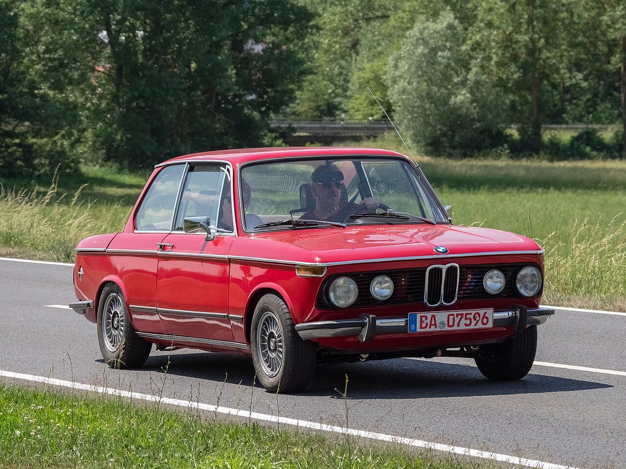 Representative BMW 2002 body; BMW 2002 TI 1973 5312229.jpg