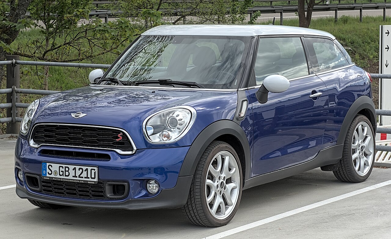 Representative MINI Cooper Paceman body; Mini Paceman (R61) DSC 8799.jpg