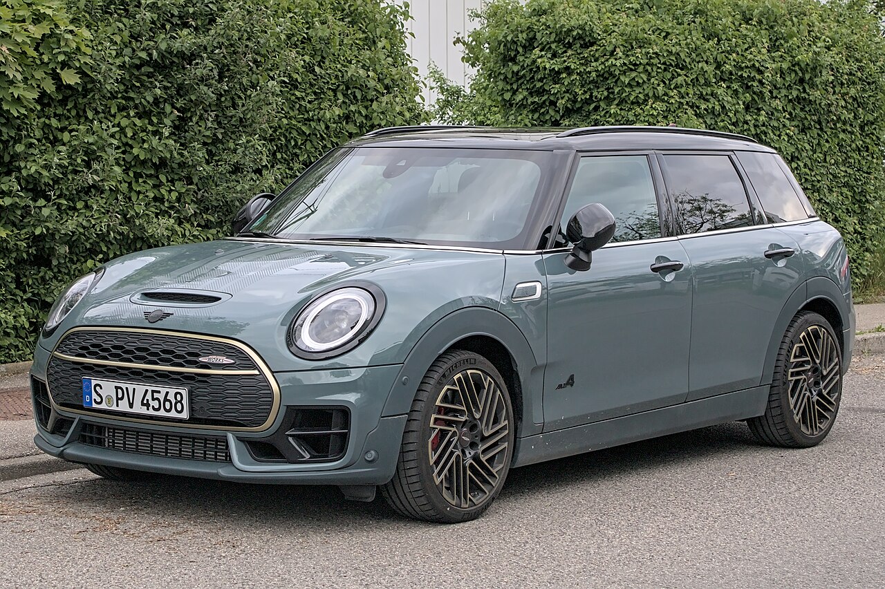Representative MINI Clubman body; Mini Clubman (F54) John Cooper Works IMG 9715.jpg
