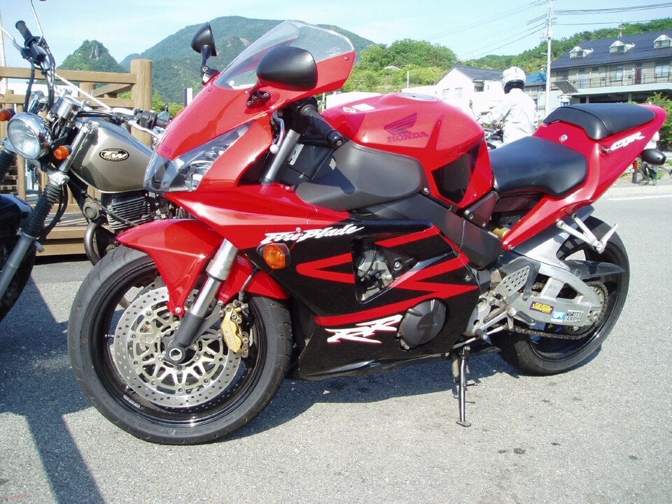 Honda CBR 954 motorcycle — representative photograph