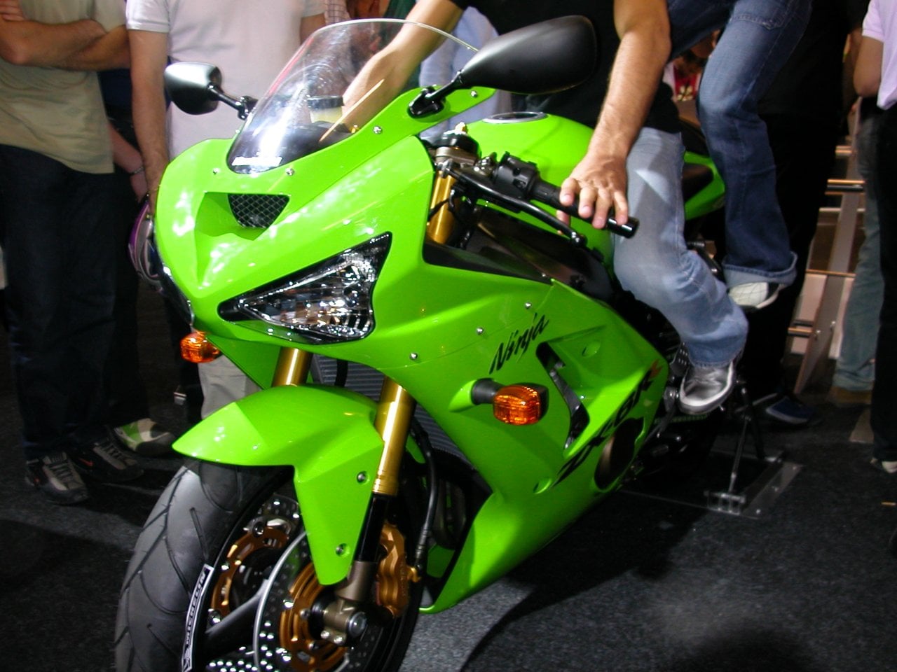 Kawasaki ZX6RR motorcycle — representative photograph