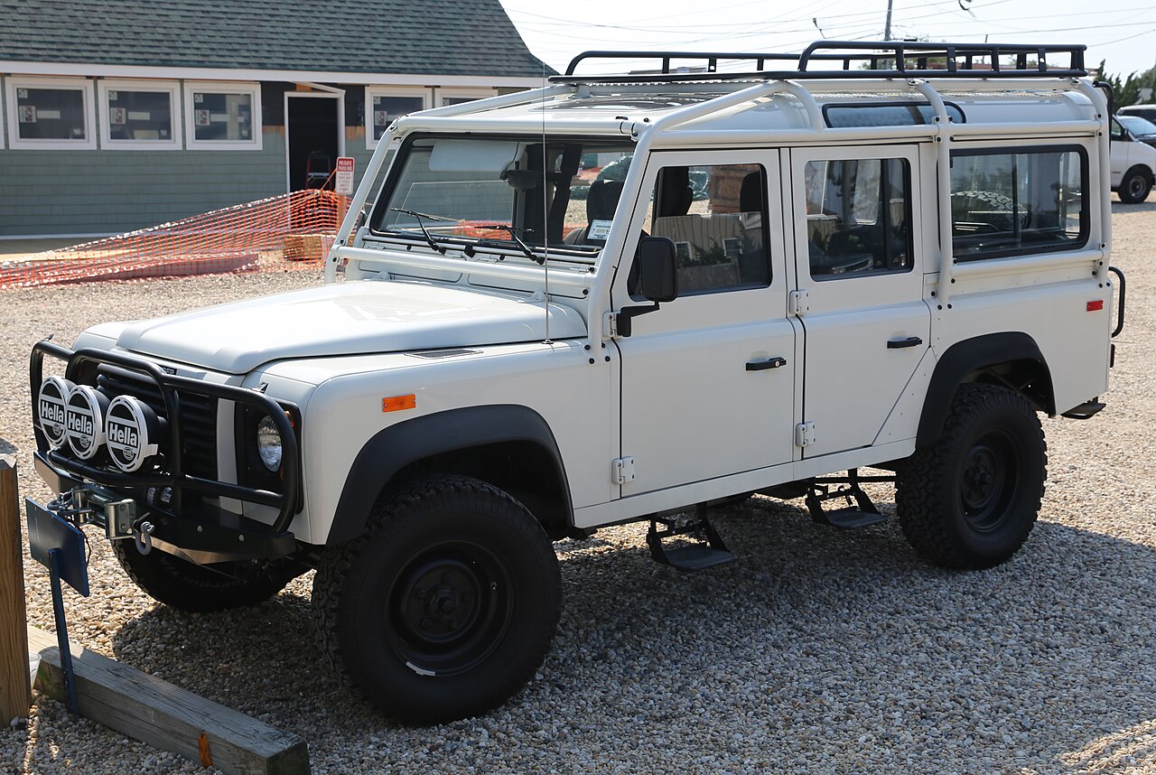 1993 Defender 110 — classic Defender body example