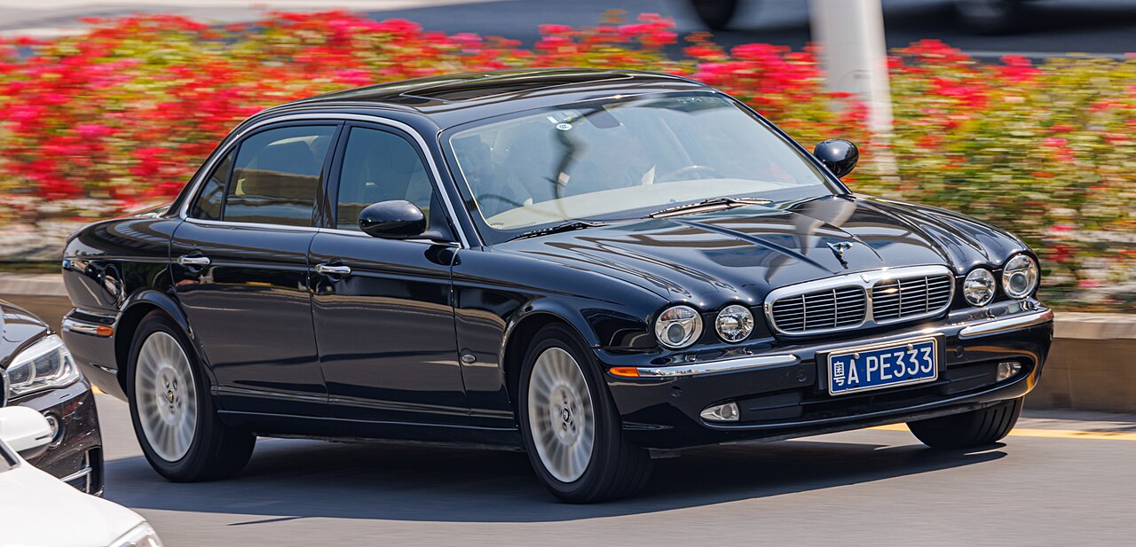 Jaguar X350 body example