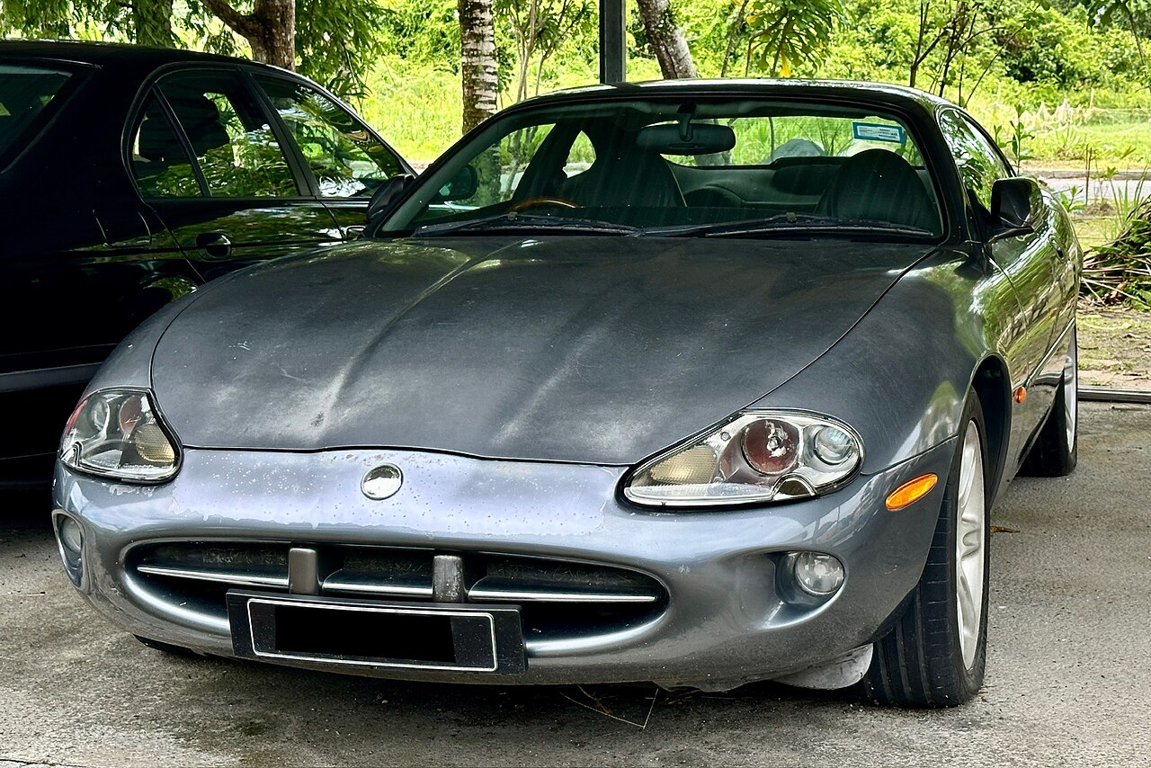 Jaguar XK X100 convertible