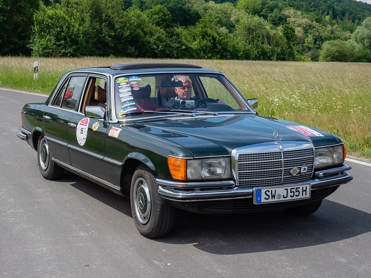 Mercedes-Benz W116 S-Class — representative body; verify installed keyway