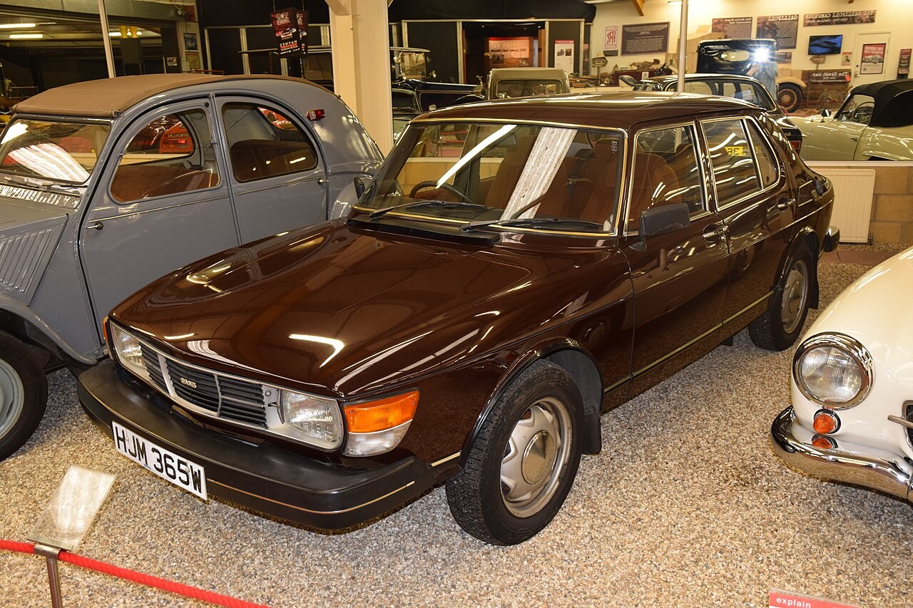 1980 SAAB 99 (35123124302) — representative body; installed locks and market require verification