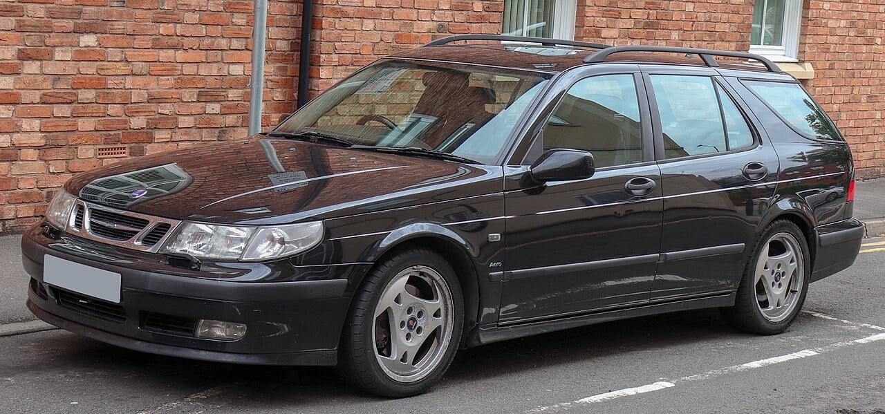 2000 Saab 9-5 Aero Estate 2.3 Front — representative body; installed locks and market require verification
