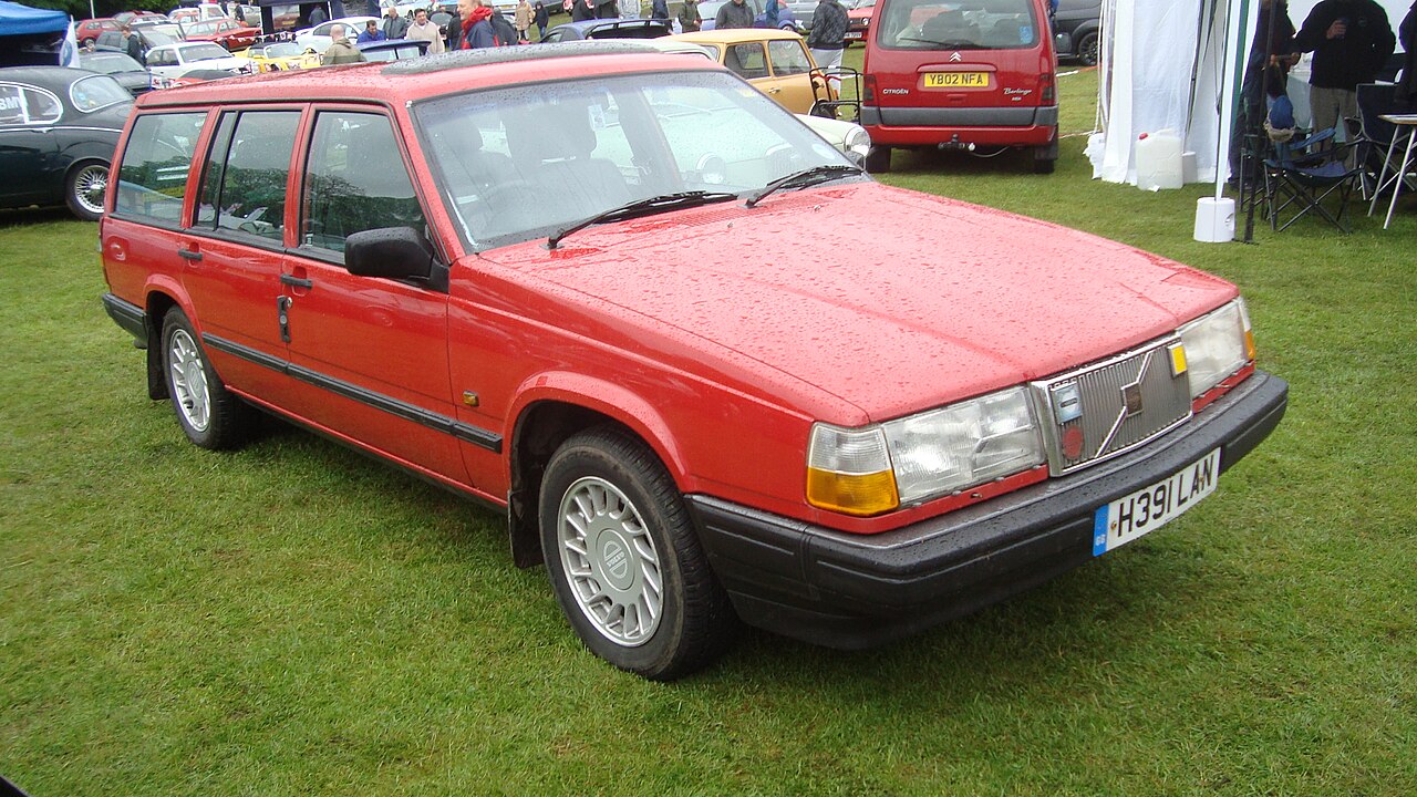 Volvo 940 SE — representative body for 1991