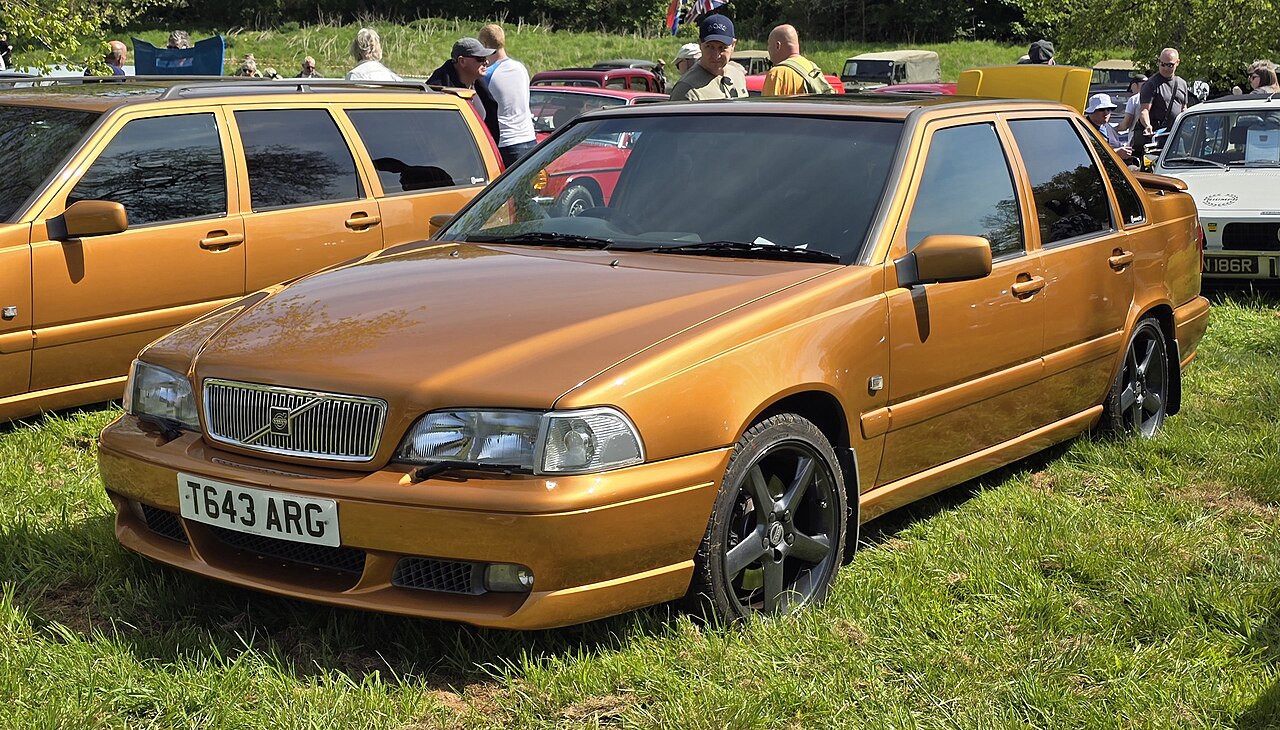 Volvo S70 — representative body for 1999–2000