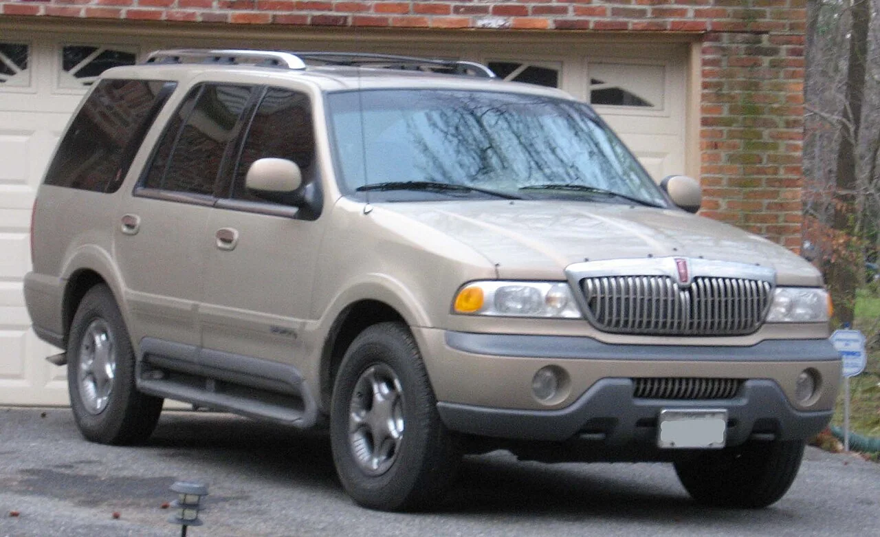 1998–2001 Lincoln Navigator — representative vehicle photograph