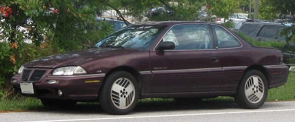 1992–1995 Pontiac Grand Am — representative vehicle photograph