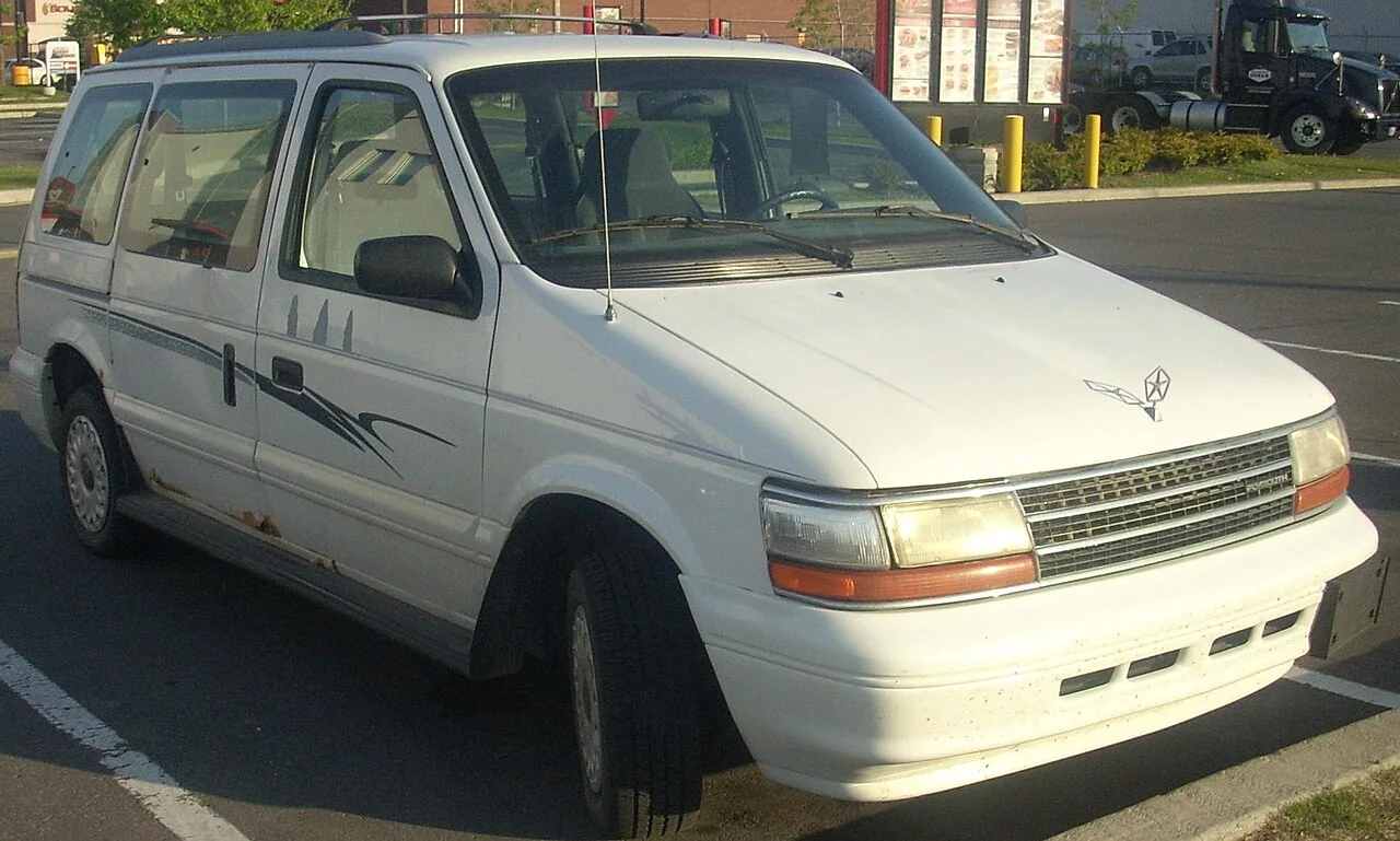 1994–1995 Plymouth Voyager — representative vehicle photograph