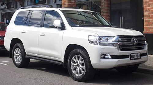 2016–2021 Land Cruiser 200-series body; overseas trim shown