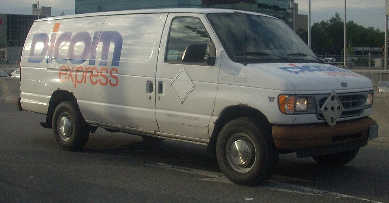 1997–2002 Ford E-Series Van — representative vehicle photograph