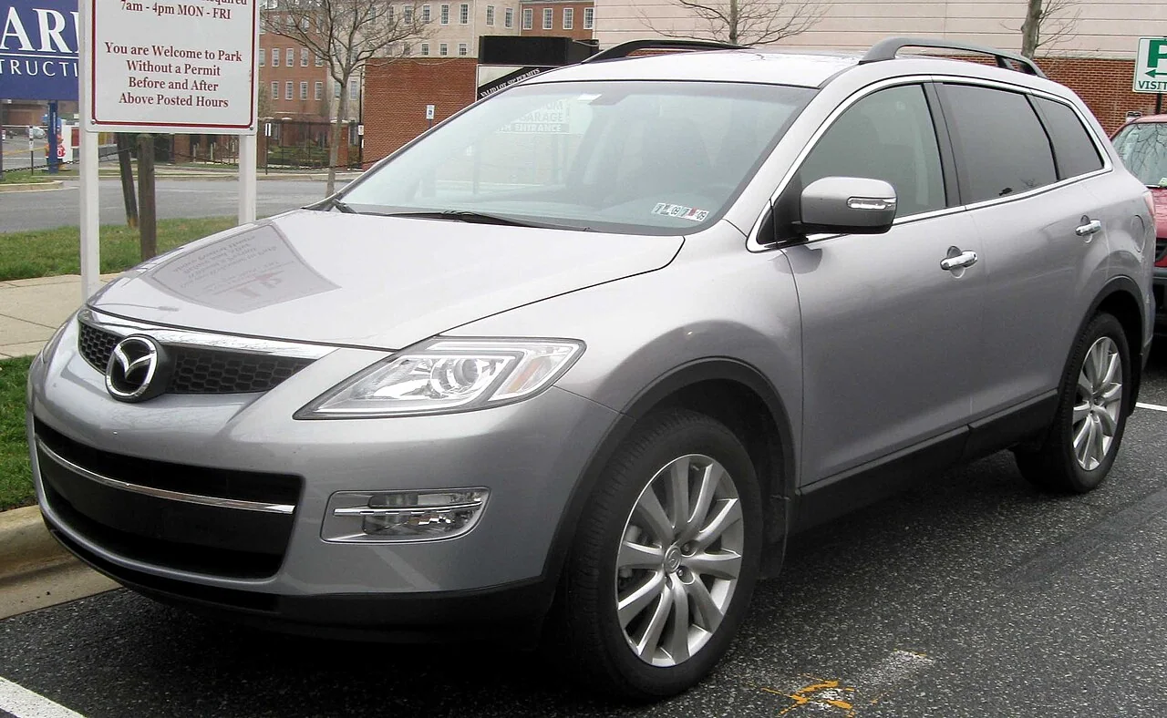 2007–2009 Mazda CX-9 — representative vehicle generation; Original US-market front design