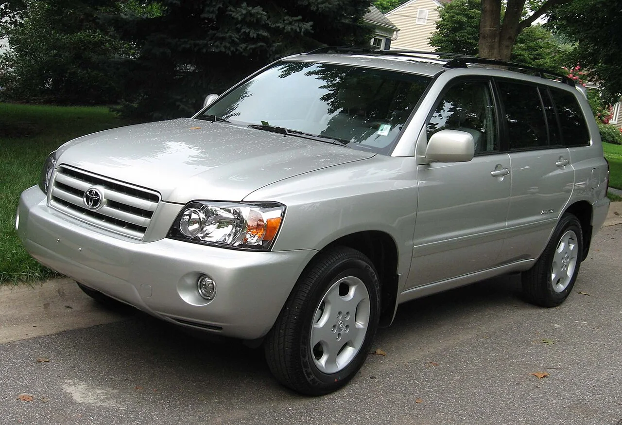 2004–2007 Highlander body