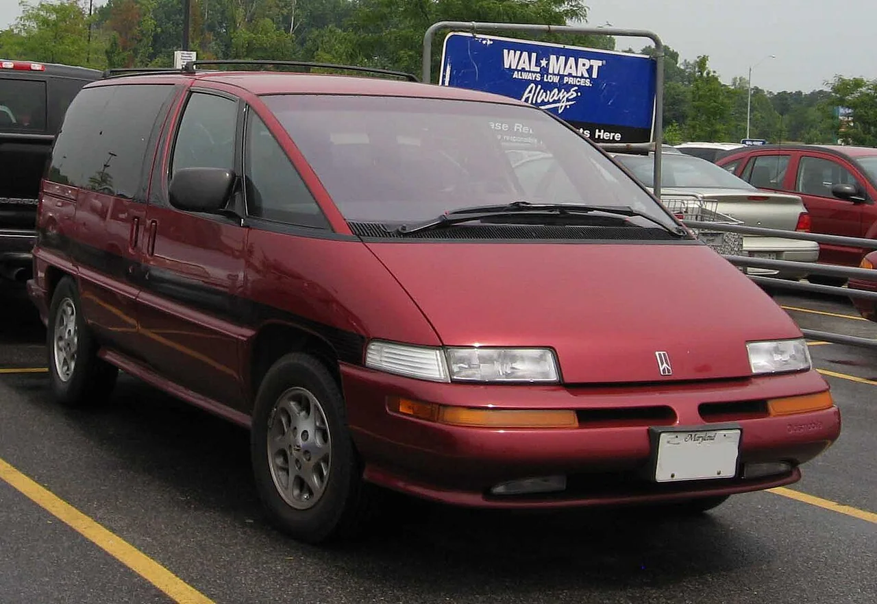 1993–1996 Oldsmobile Silhouette — representative vehicle photograph