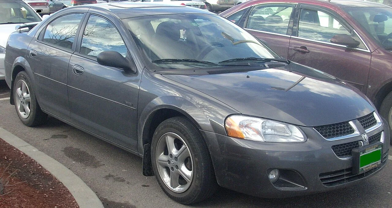 2004–2006 Dodge Stratus 4 Door — representative vehicle photograph