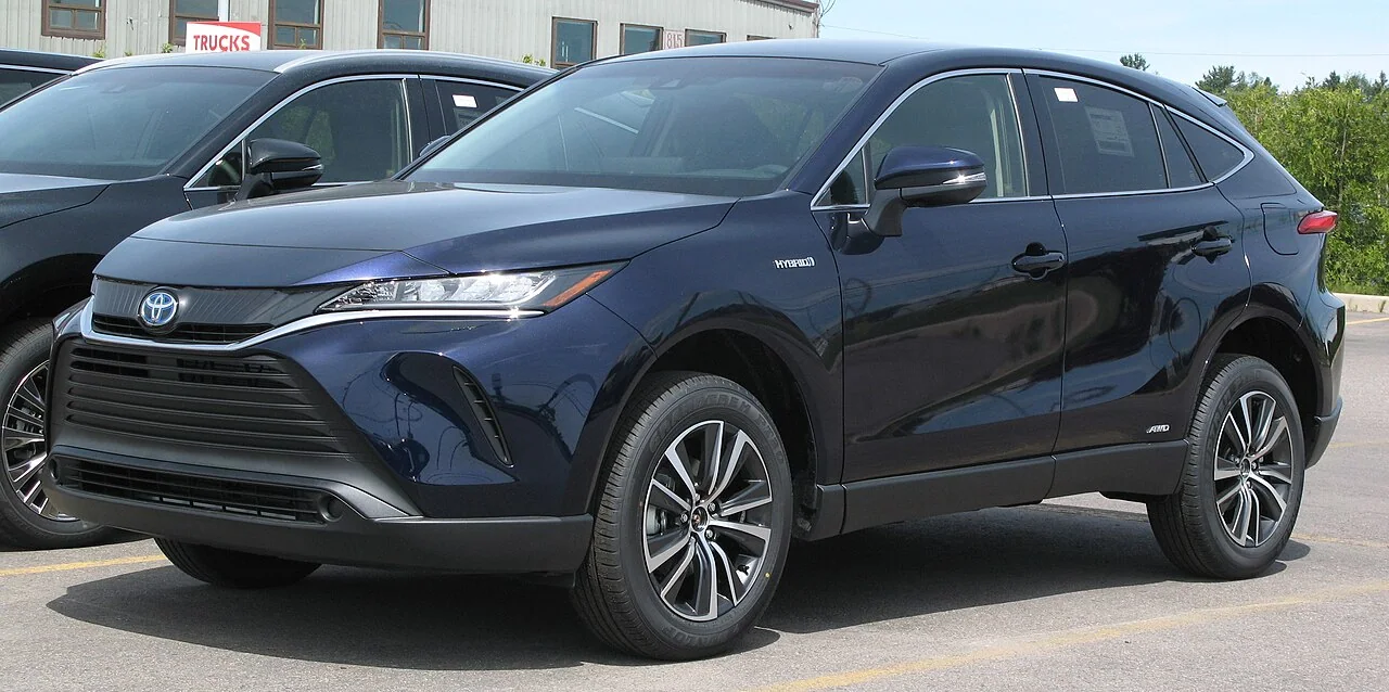 2021 Venza LE