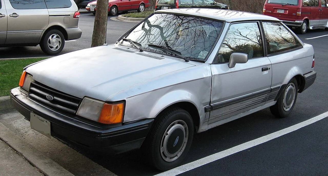 1988–1990 Ford Escort — representative vehicle photograph