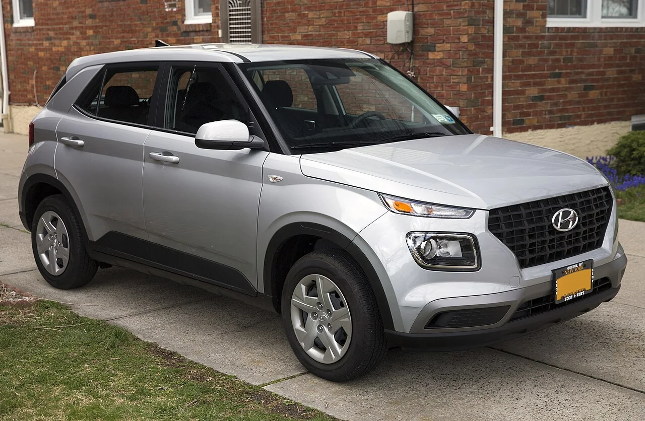 2020–2021 Hyundai Venue — representative vehicle generation; 2020 US SE FWD CVT example