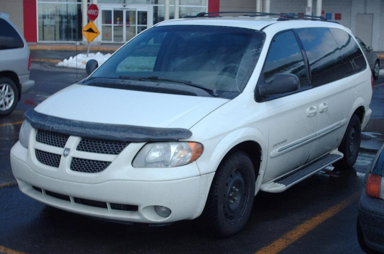 2001–2004 Dodge Caravan — representative vehicle photograph