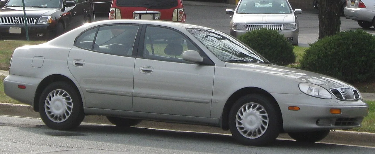 1999–2002 Daewoo Leganza — representative vehicle generation