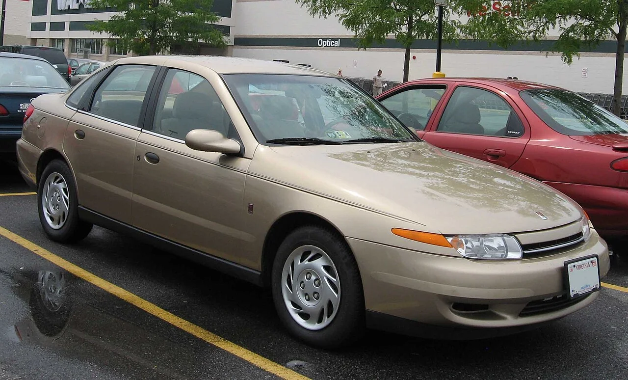 2000–2002 Saturn LS — representative vehicle photograph
