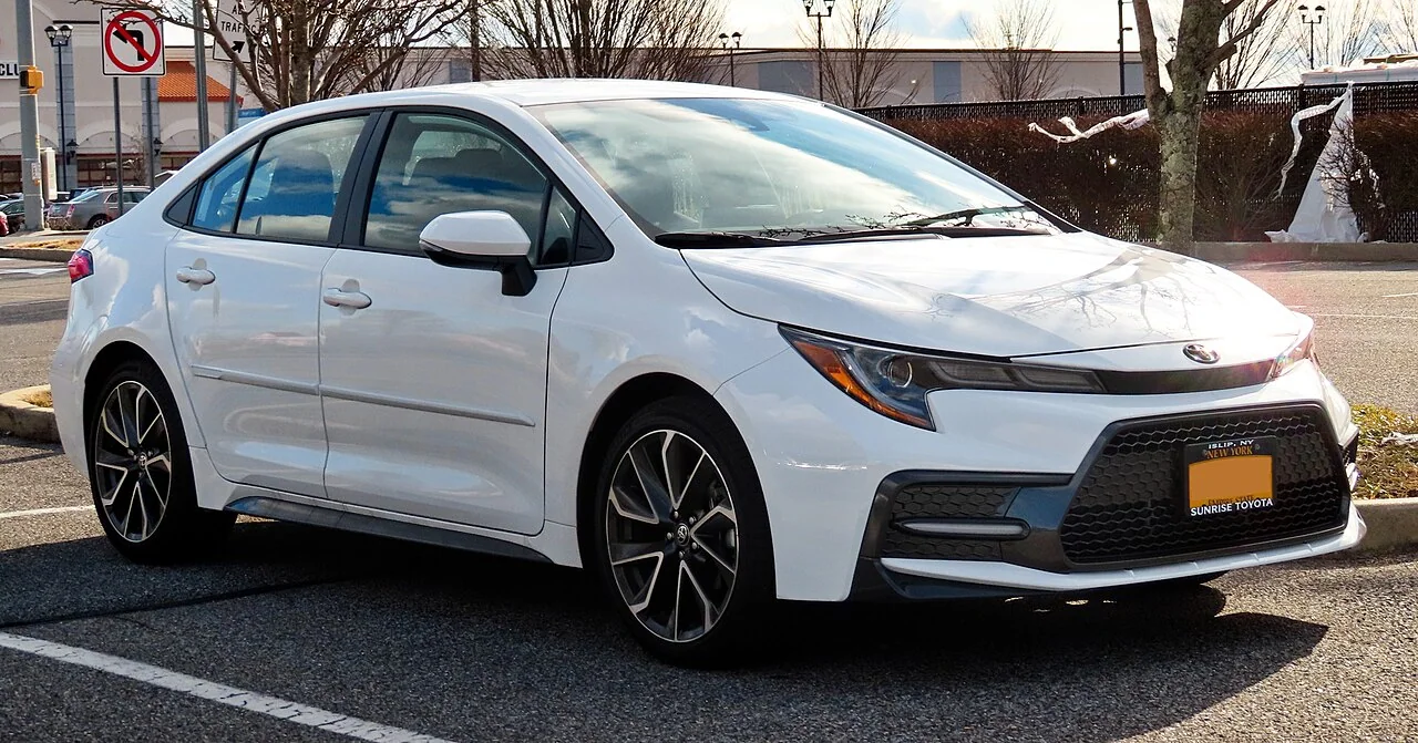 2020–2021 Corolla SE sedan generation