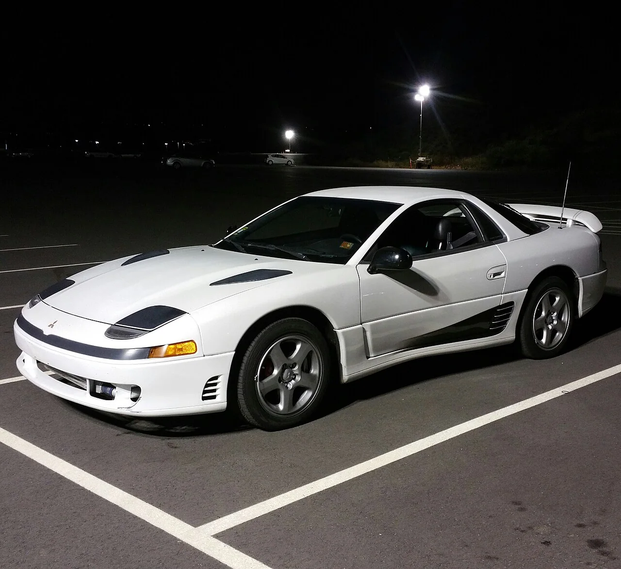 1991–1993 Mitsubishi 3000GT — representative vehicle generation; 1992 US VR-4 example with pop-up headlamps