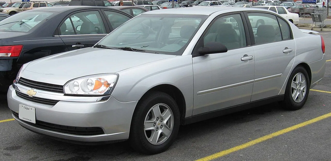 2004–2005 Chevrolet Malibu — representative vehicle photograph