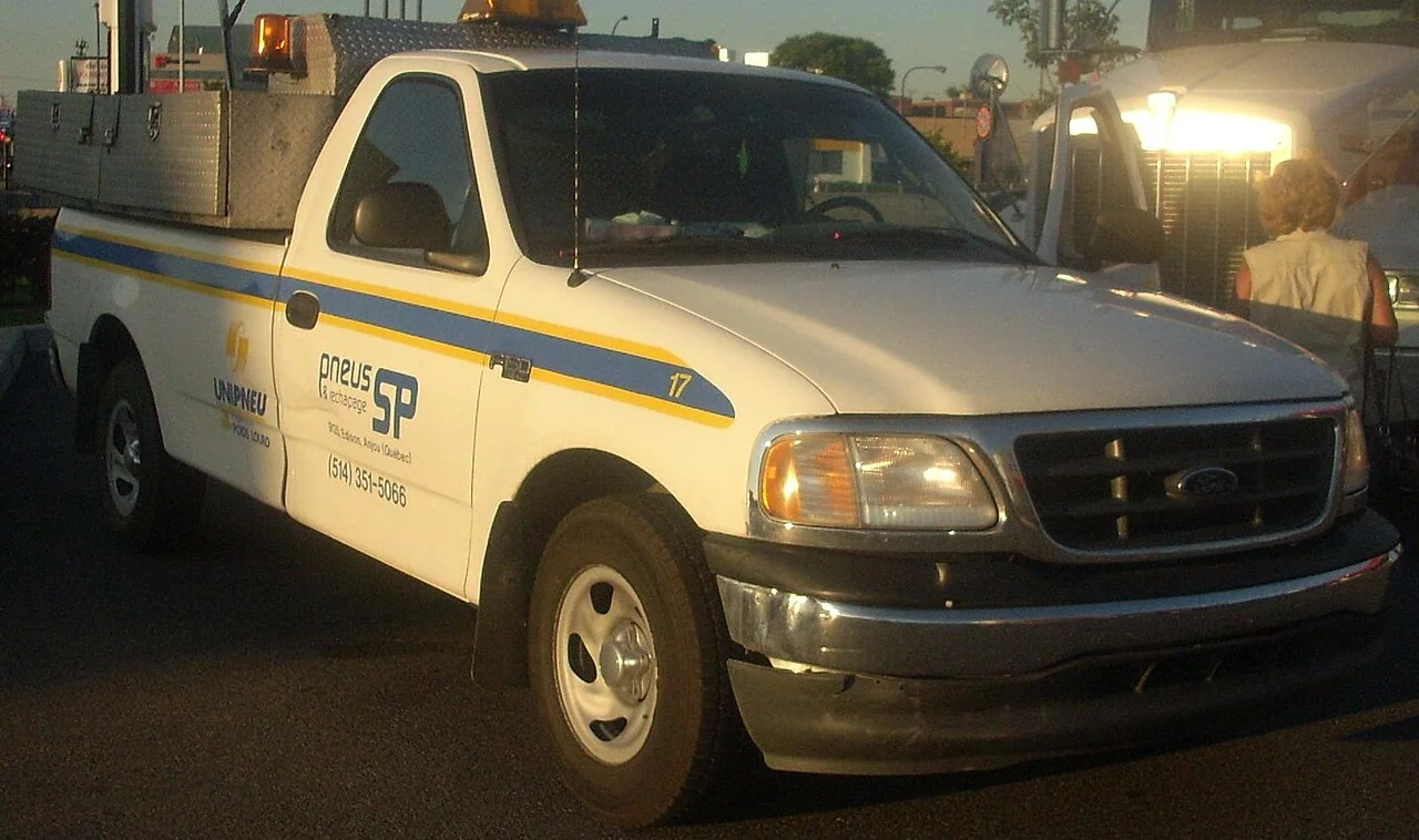 1999–2003 Ford F150 Pickup — representative vehicle photograph