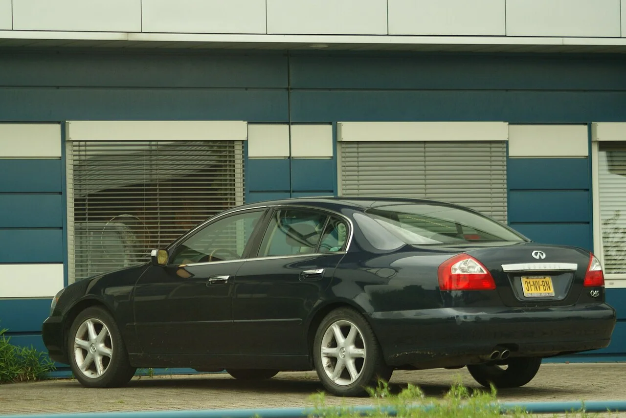 2002–2006 Infiniti Q45 — representative body generation