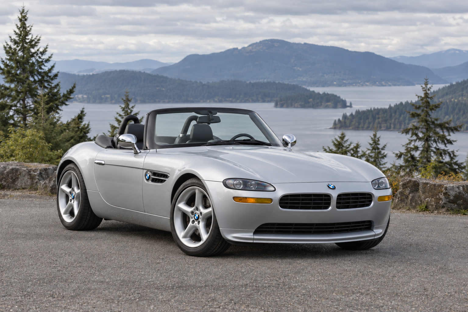 One 2000-2003 BMW Z8 representative of this body-style range