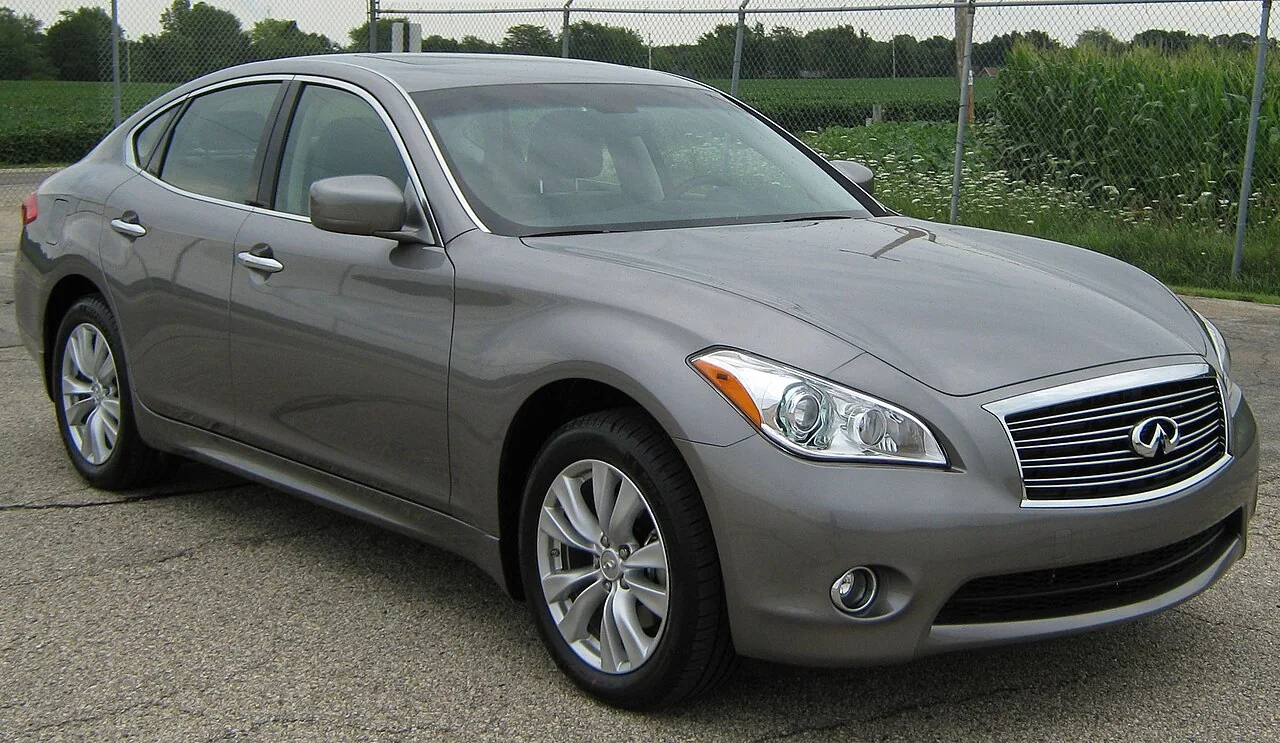 2011–2013 Infiniti M37 — representative body generation