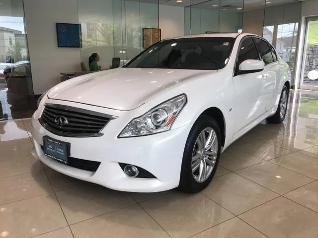 2015–2015 Infiniti Q40 — representative body generation