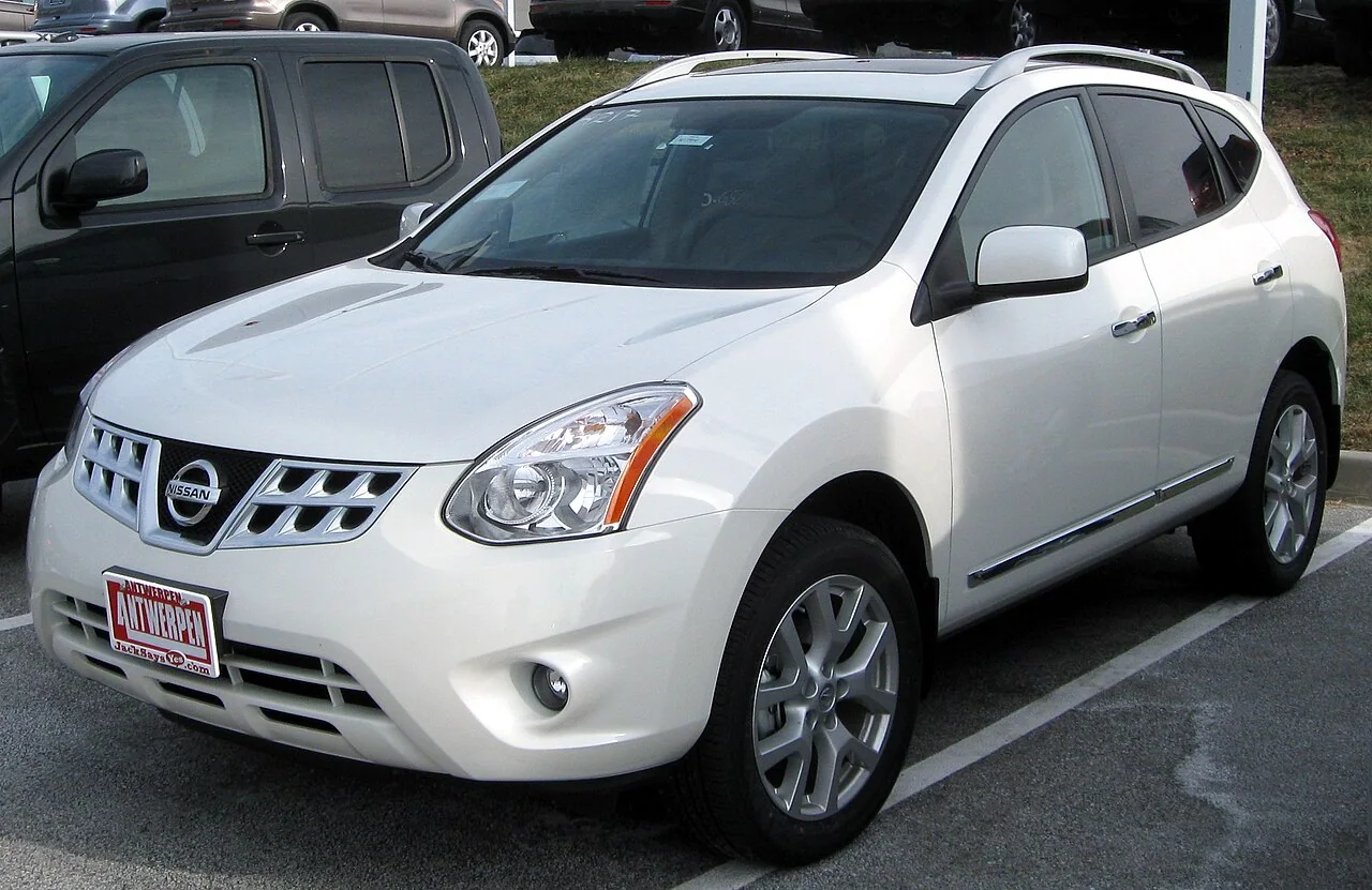 2014–2015 Nissan Rogue Select — representative body generation