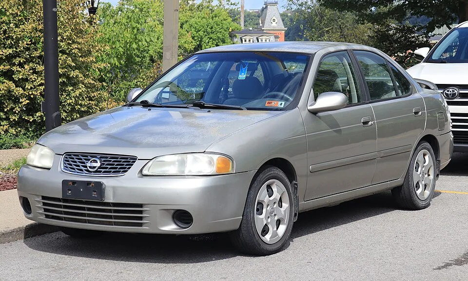 2000–2006 Nissan Sentra — representative body generation