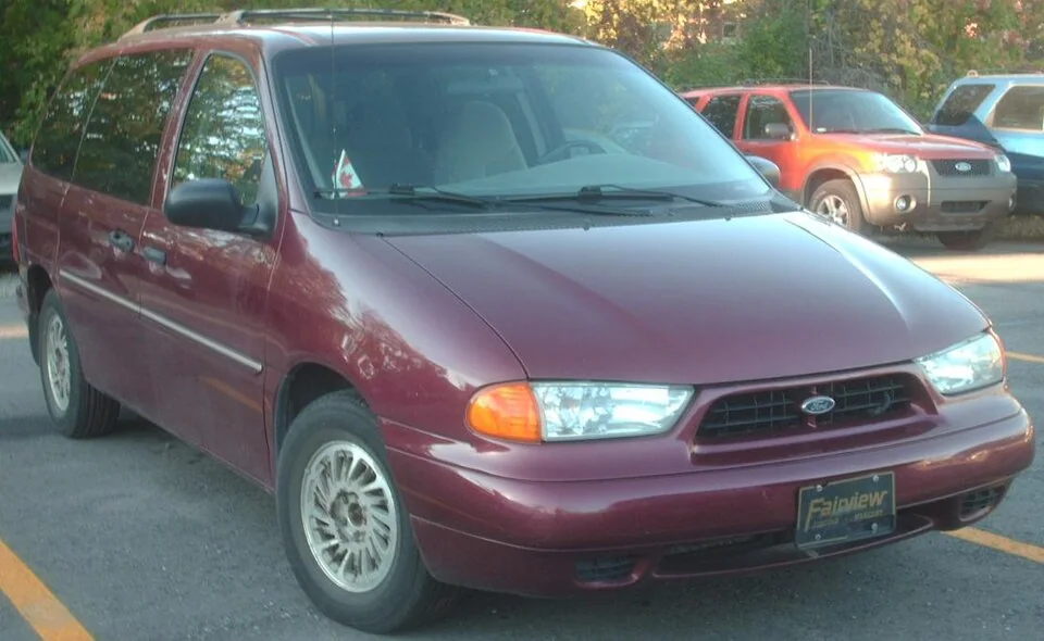1997–1998 Ford Windstar — representative vehicle photograph
