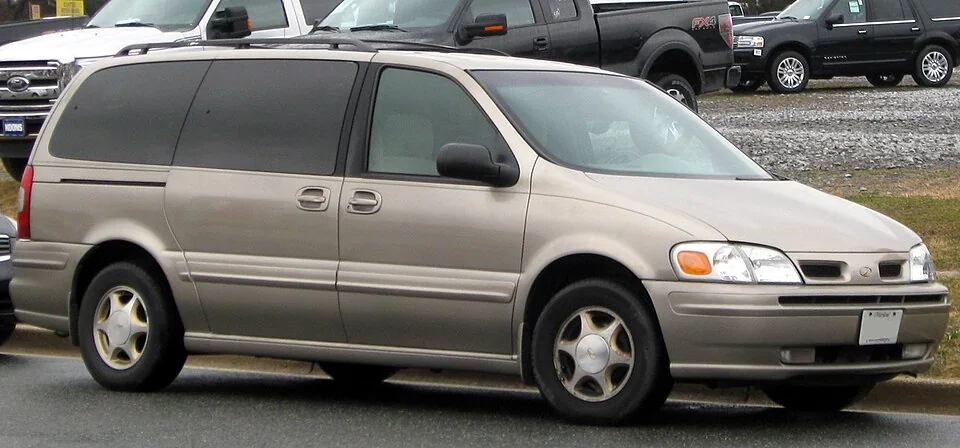1997–2000 Oldsmobile Silhouette — representative vehicle photograph