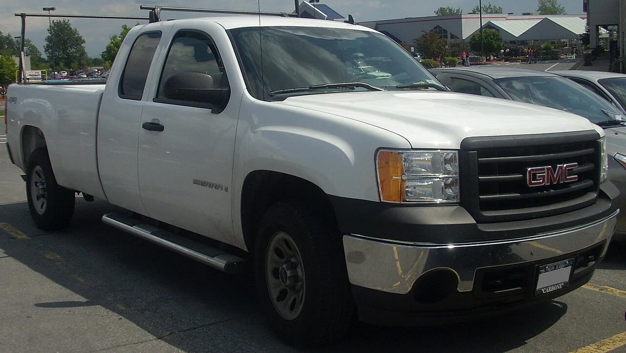2007–2013 GMC Sierra — representative vehicle photograph