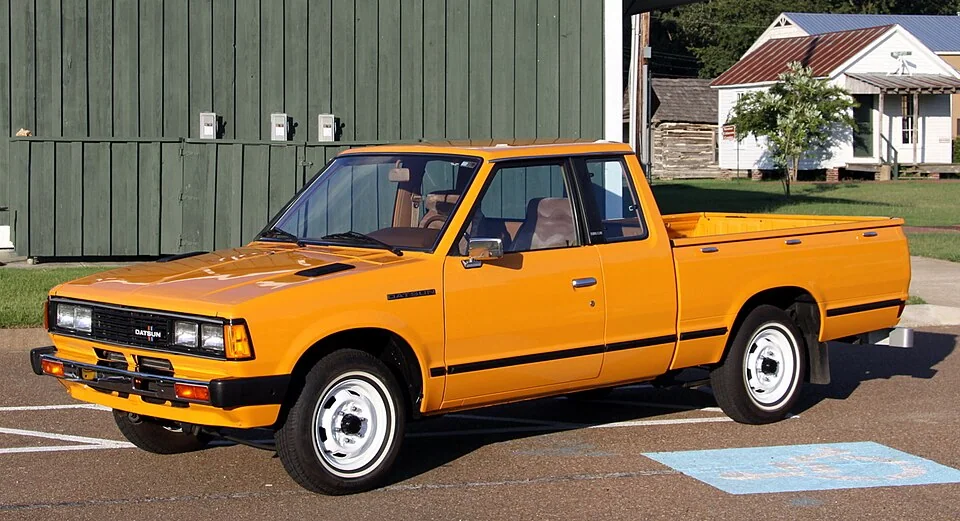 1983–1985 Nissan Pickup — representative body generation