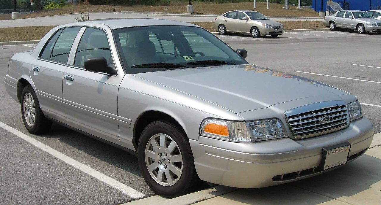 1998–2007 Ford Crown Victoria — representative vehicle photograph