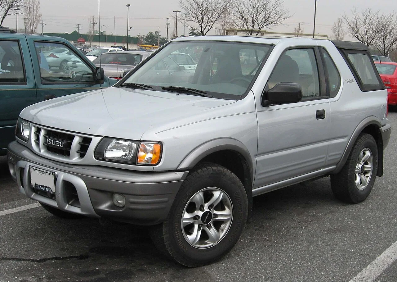 2001–2003 Isuzu Rodeo Sport — representative vehicle generation