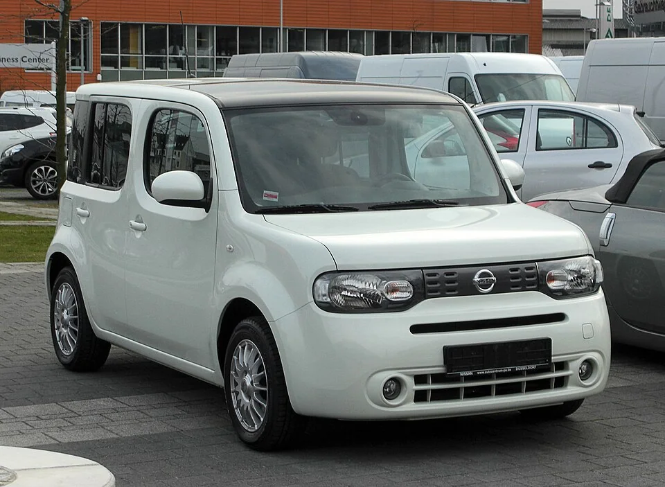 2009–2014 Nissan Cube — representative body generation