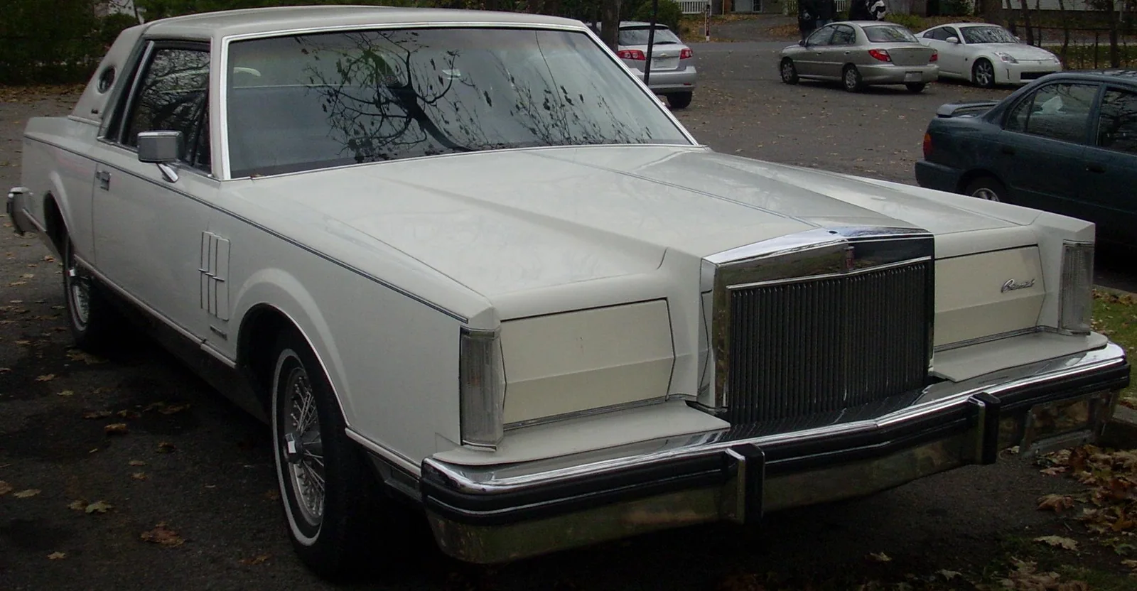 1980–1983 Lincoln Mark VI — representative vehicle photograph