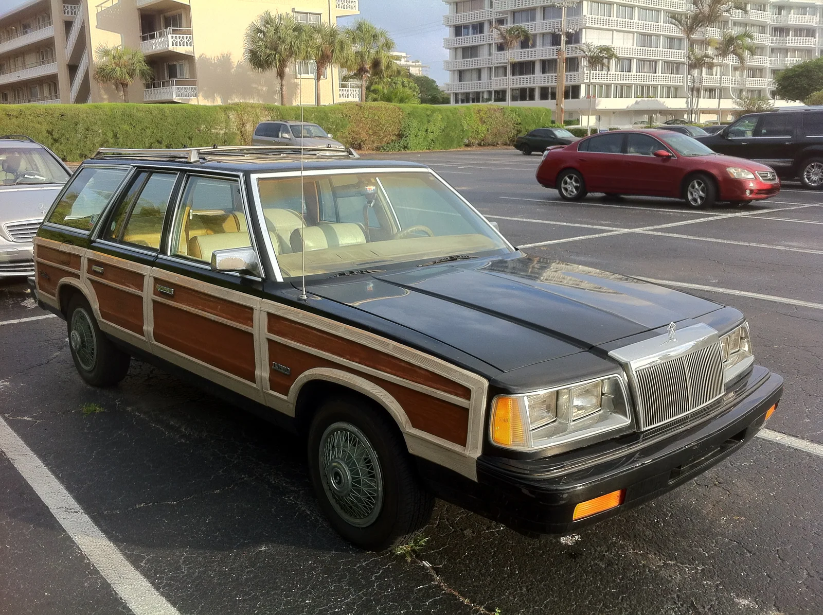 1986–1988 Chrysler Town & Country Wagon — representative vehicle photograph