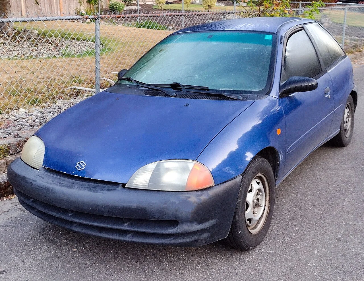 1999–2002 Suzuki Swift — representative vehicle generation; 1995–2001 North American body design shown